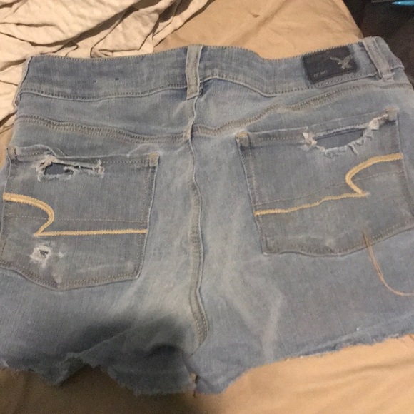 Shorts - Picture 2 of 3